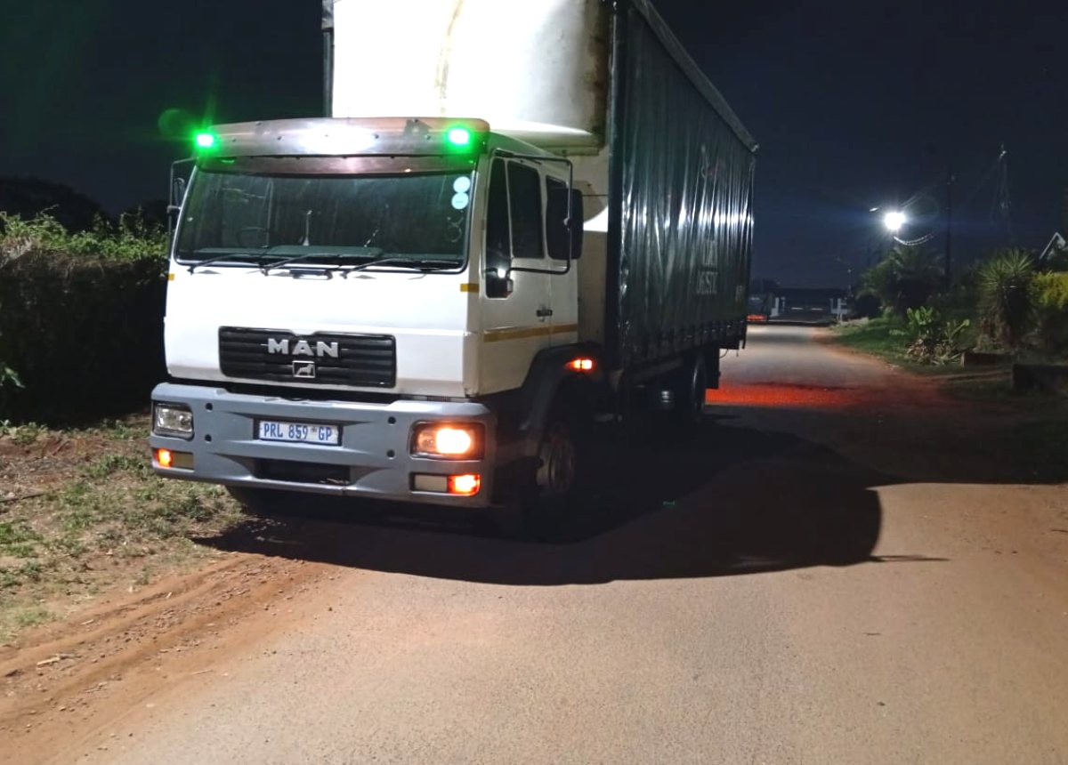 MAN 8-ton tautliner truck used for bulk and palletized freight